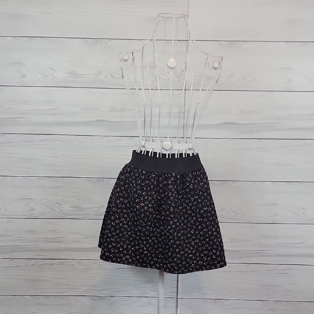Joe B by Joe Benbasset Floral Black Mini Skirt Quilted Womens Size S